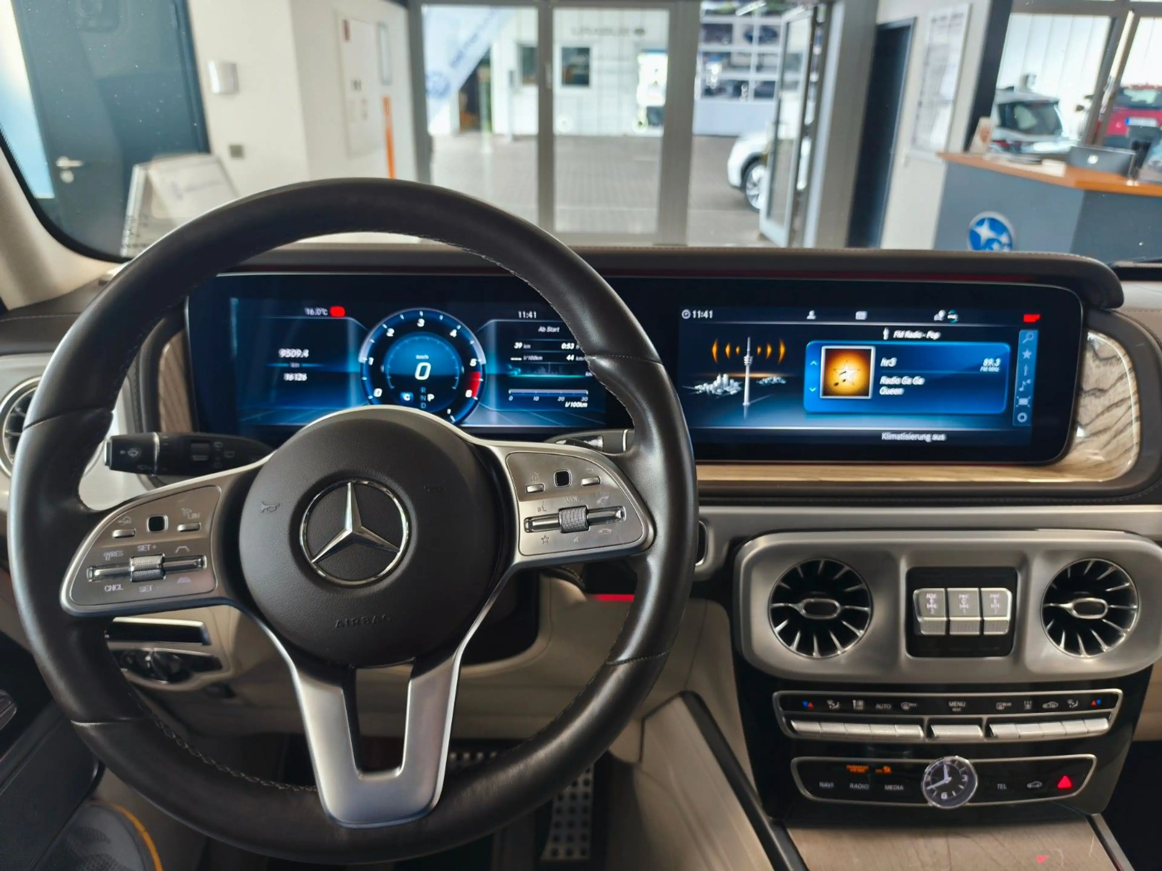 Mercedes-Benz G 400 d AMG Line | Mulimedia | Vollausstattung — photo 11
