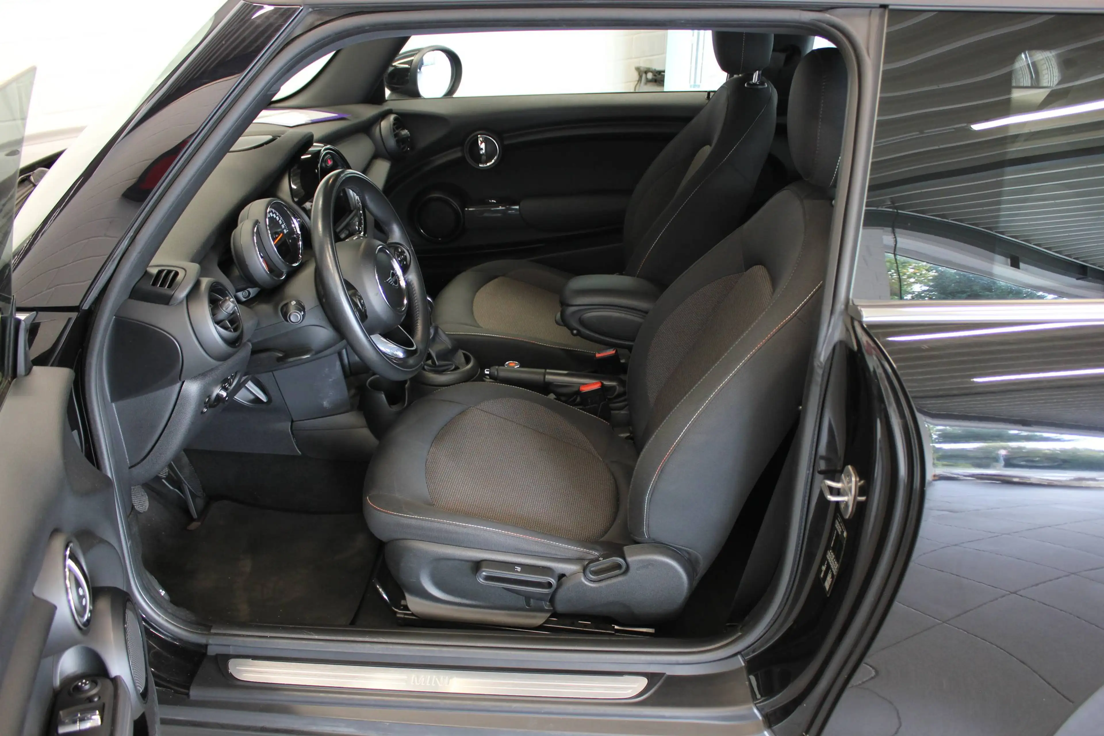 MINI One One Start/Stop 1,5 Ltr. Shzg PDC DAB Klima RDC USB BT — photo 11