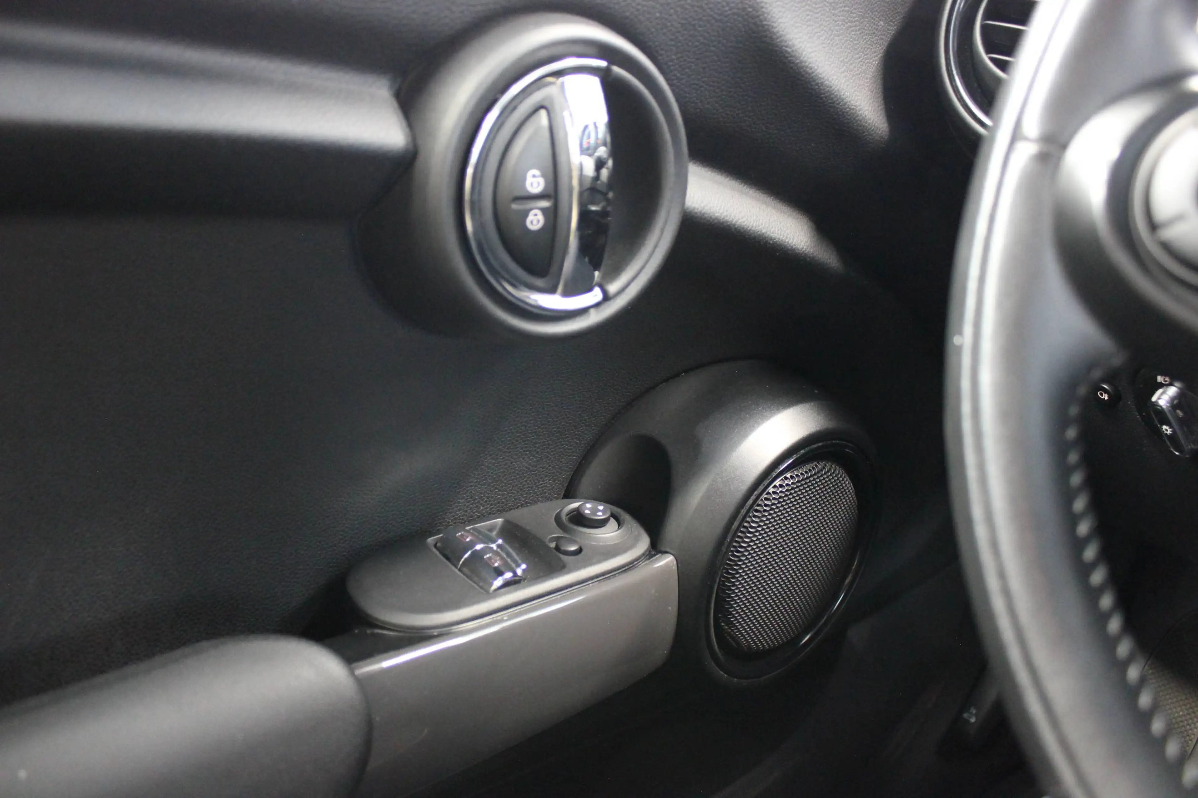 MINI One One Start/Stop 1,5 Ltr. Shzg PDC DAB Klima RDC USB BT — photo 13