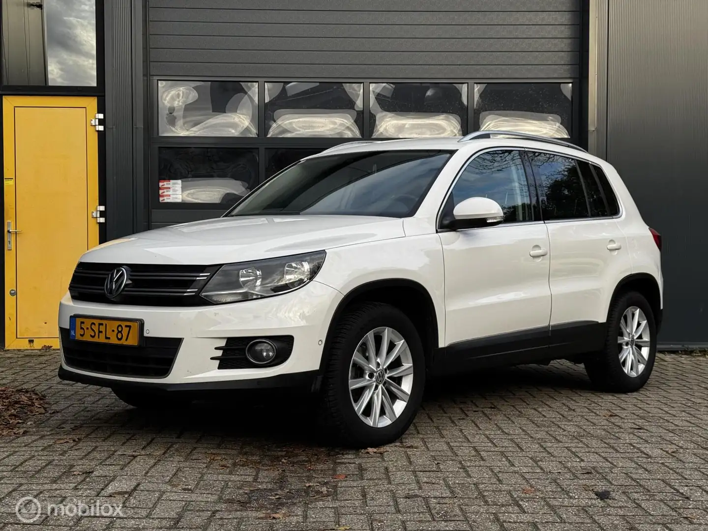 Volkswagen Tiguan 1.4 TSI | Airco | trekhaak | vol ODH | Blanco - 2