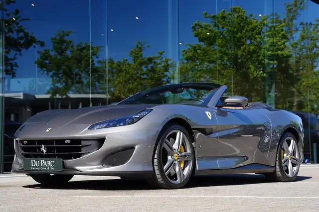 Ferrari Portofino 3.9 V8 HELE / Historical Color / Magneride / Carbo