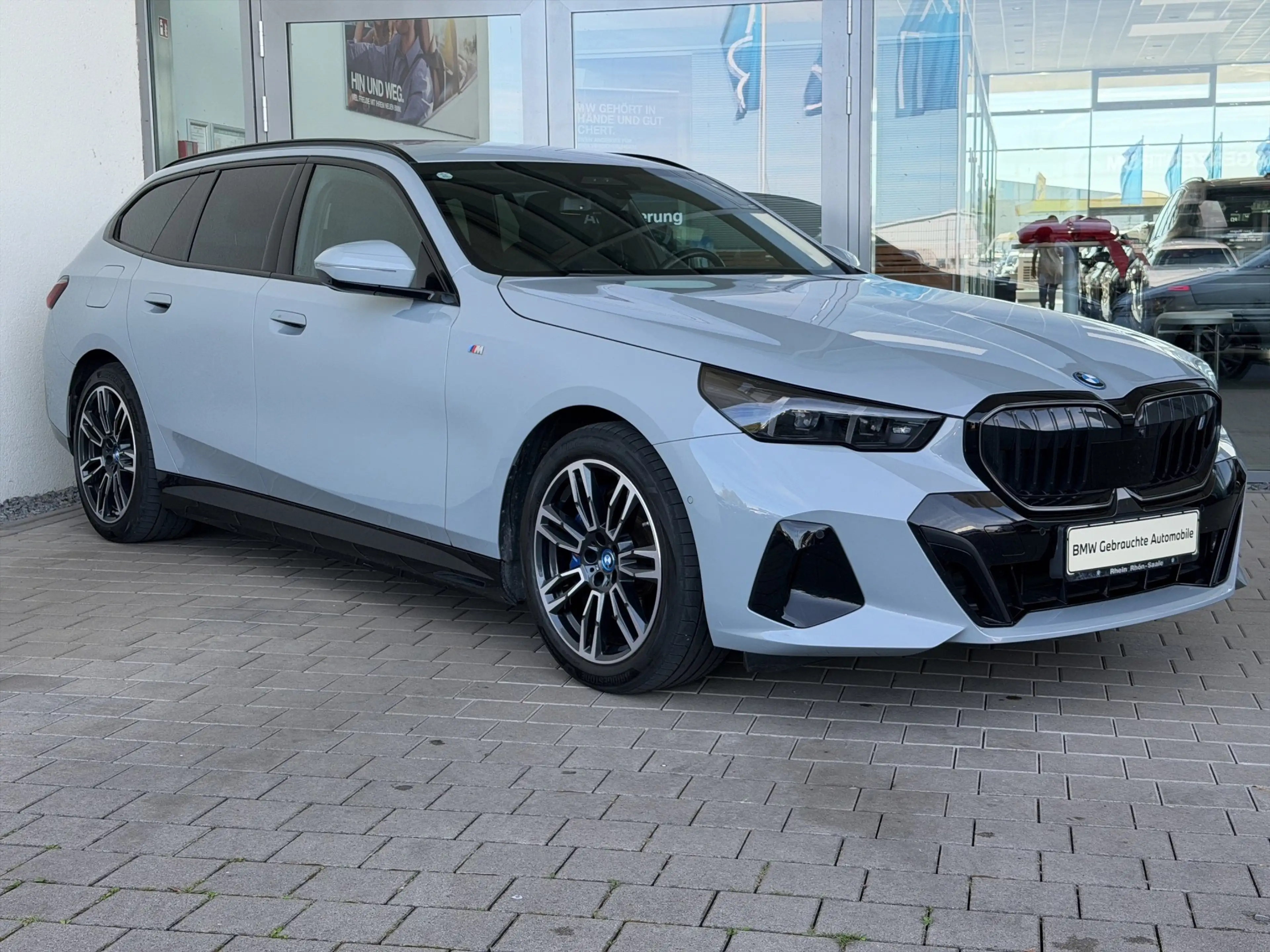 BMW i5 eDrive40 Touring M Sport AHK.SSGL.DAB.H/K.LED — photo 3
