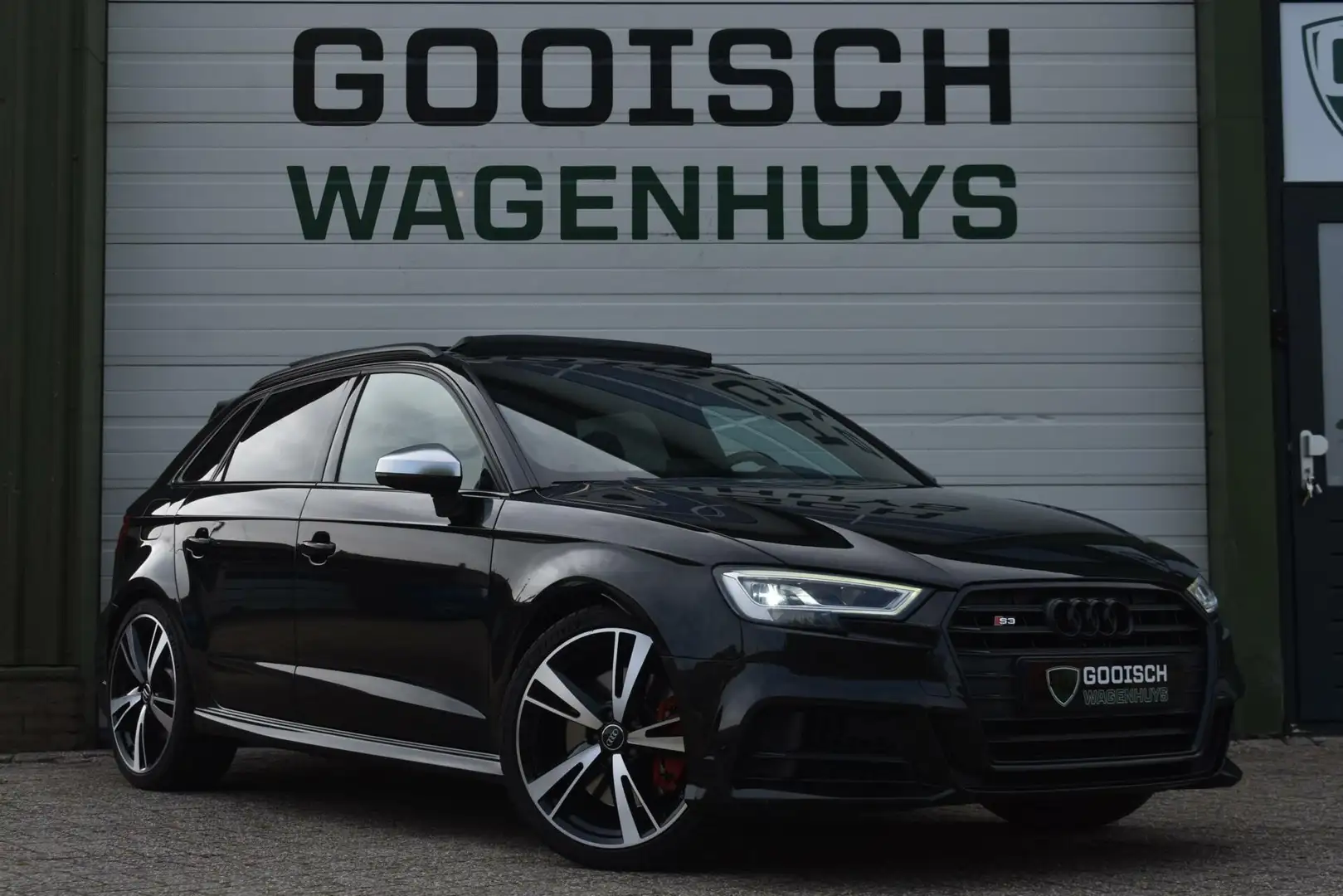 Audi S3 2.0 TFSI S3 quattro | RS Stoelen| Pano | Digital D Zwart - 2