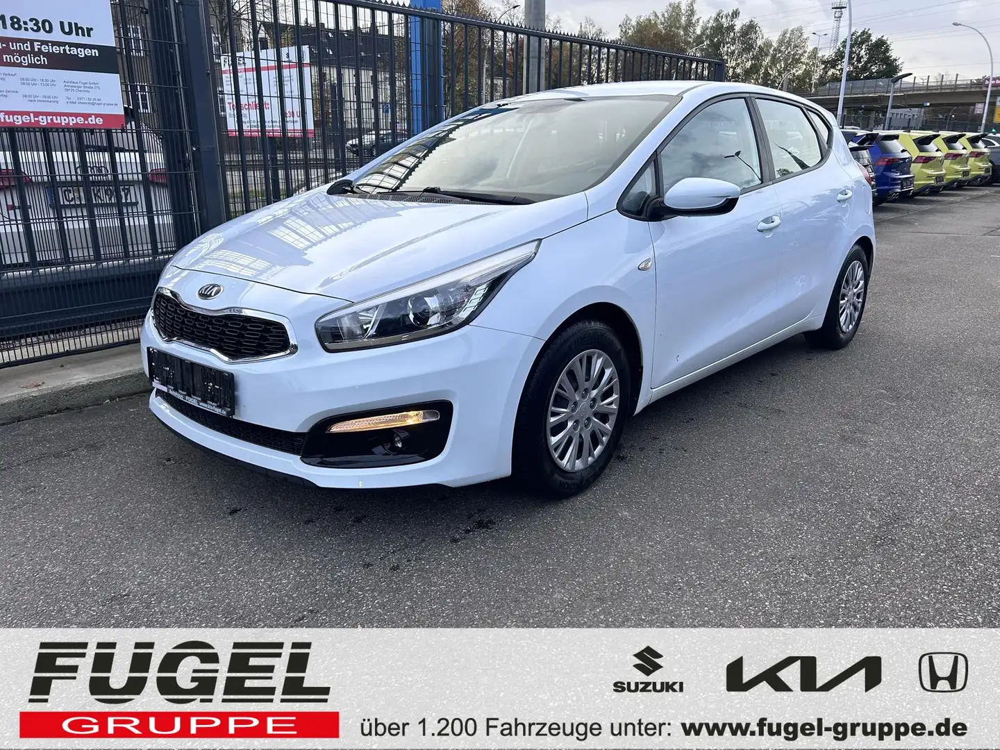 Kia Ceed / cee'd 1.4 Klima Weiß - 1