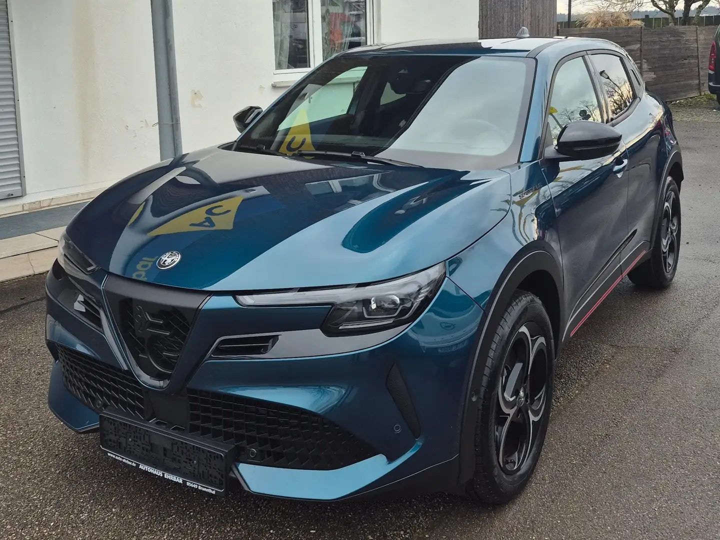 Alfa Romeo Junior Junior 1.2 VGT Speciale, Kamera, Navi, Matrix Azul - 1