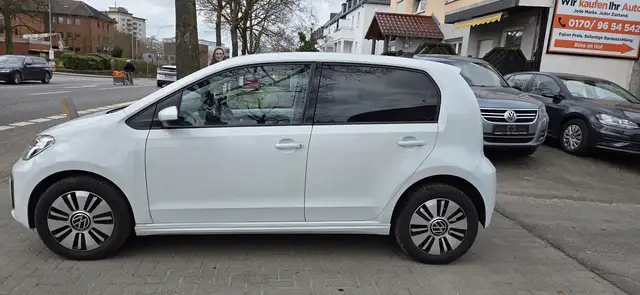 Volkswagen up! e-up! Style Plus