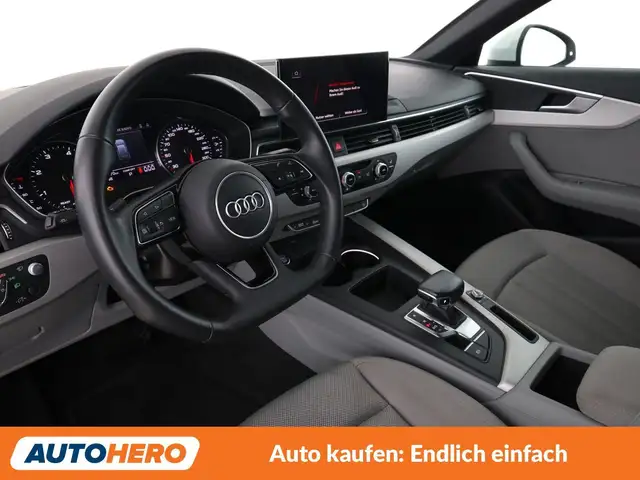 Audi A4 view 11