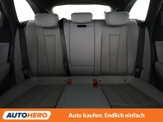 Audi A4 view 15