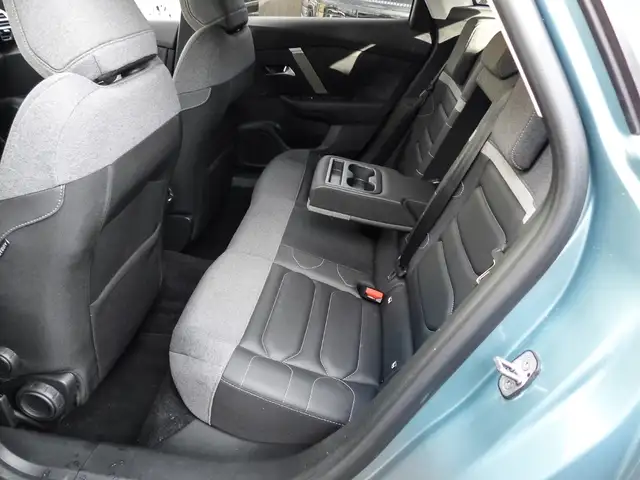 Citroen C4 view 11