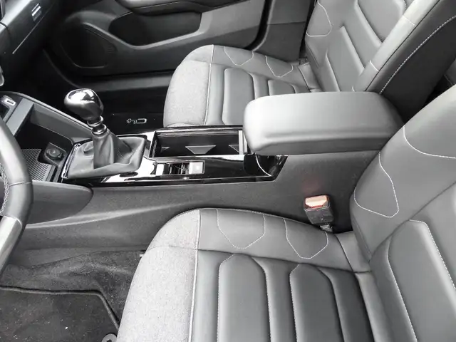 Citroen C4 view 8