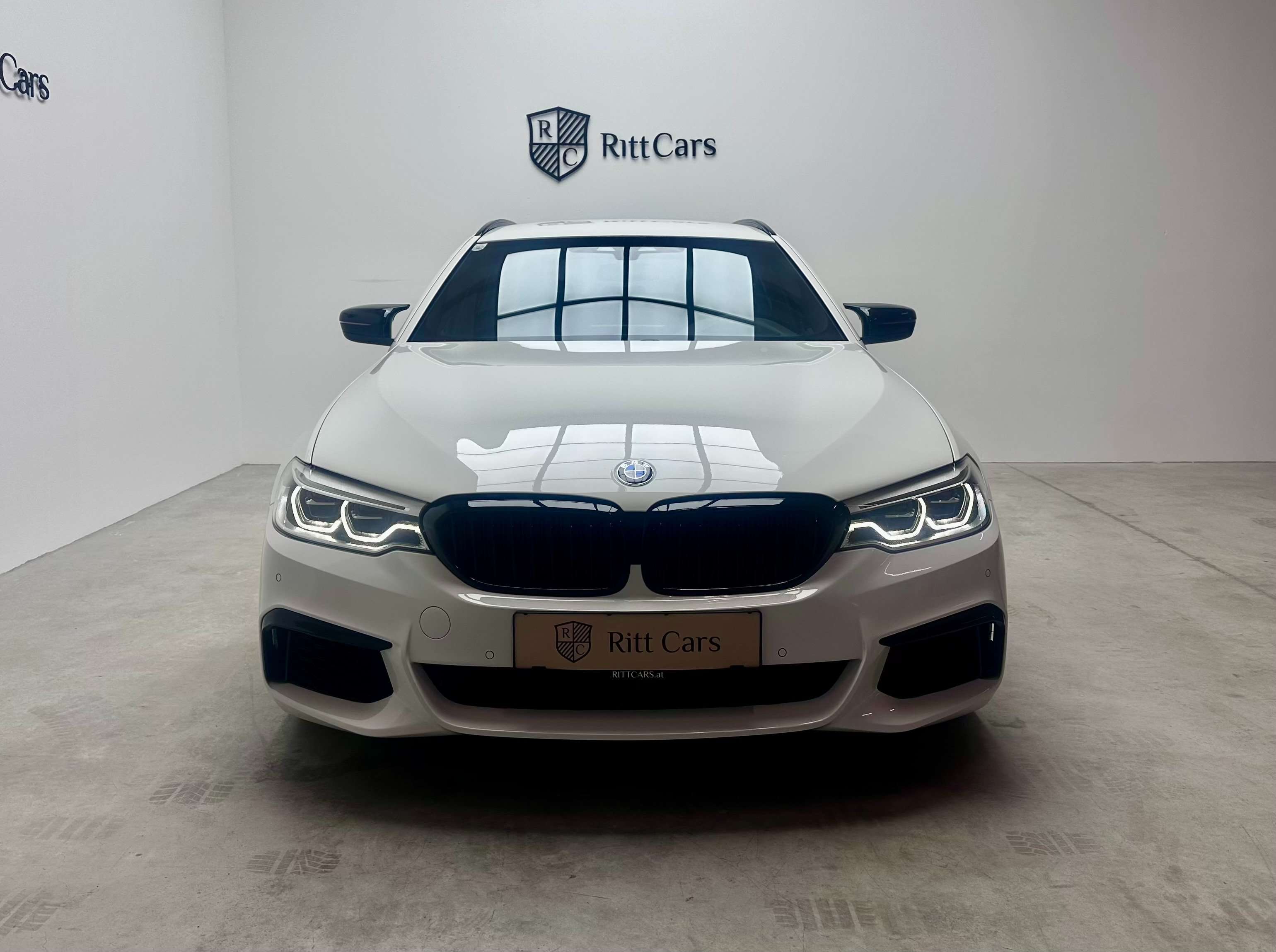 BMW M550