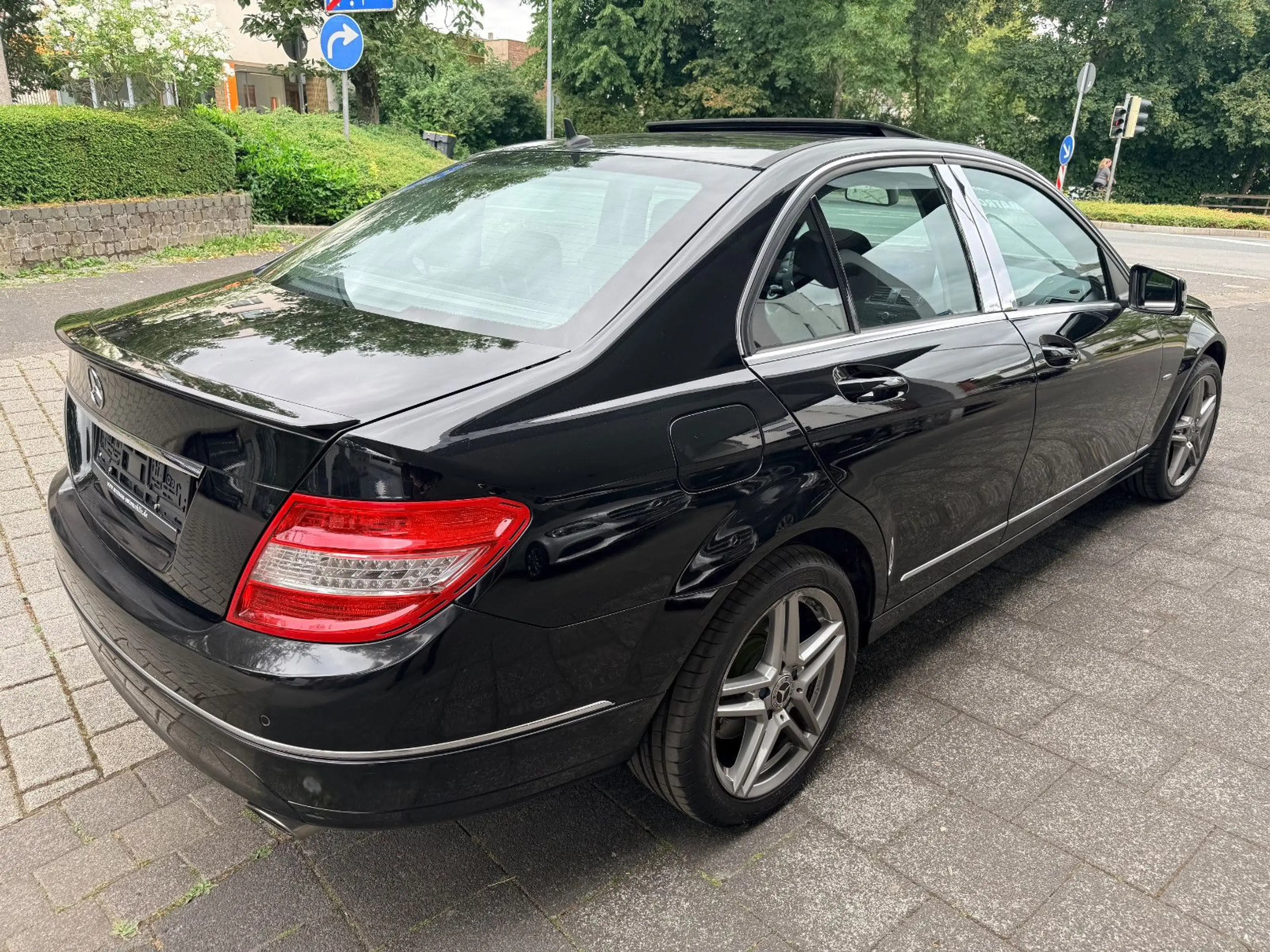 Mercedes-Benz C 350 CGI Limo.,Leder,Xenon,PDC,e.GSD — photo 4