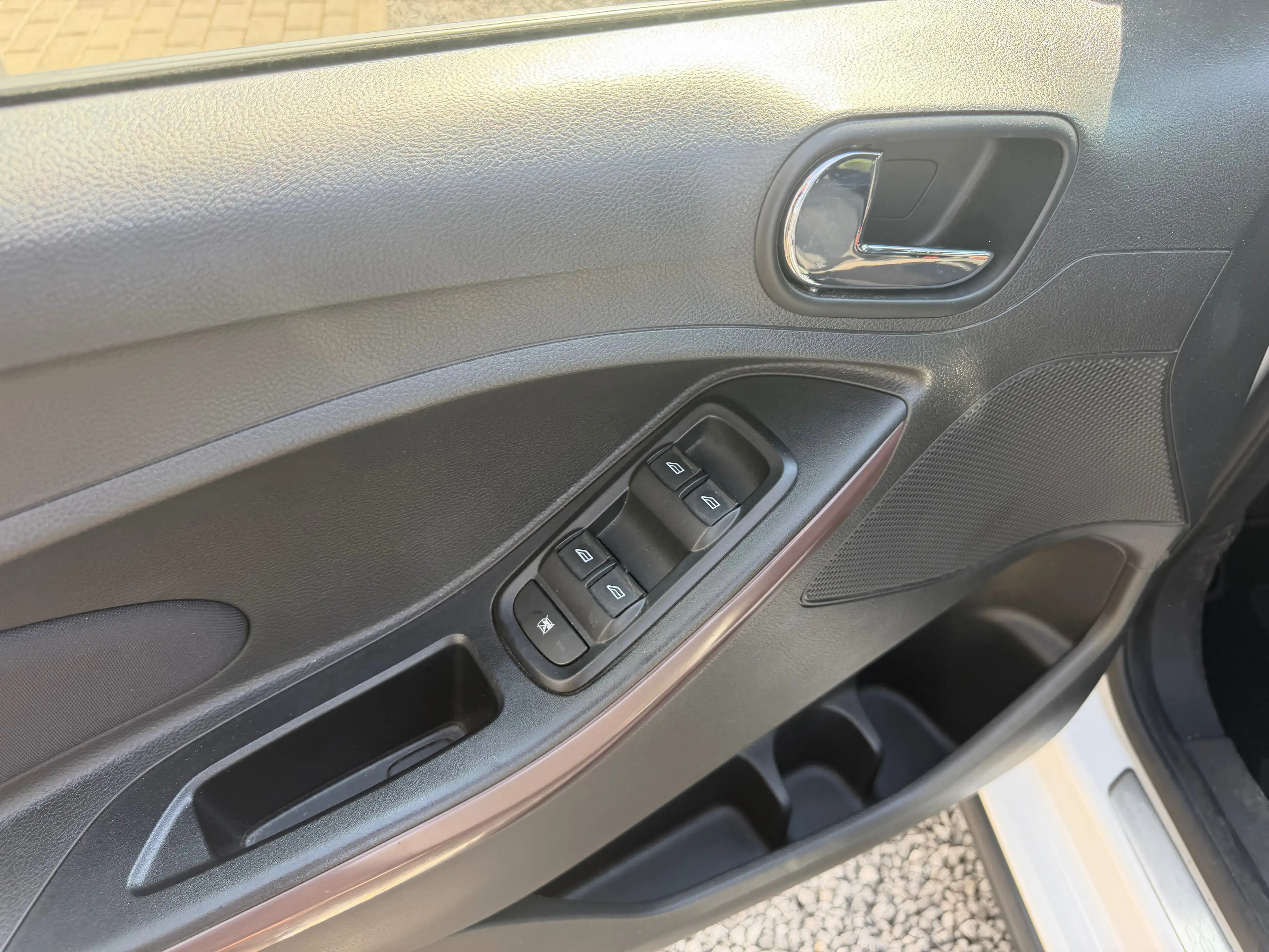 Ford Ka/Ka+ Active-Winterpaket-Einparkhilfe-Garantie — photo 11