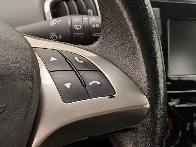 Lancia Ypsilon view 11