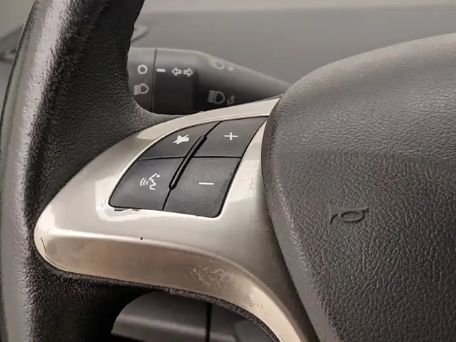 Lancia Ypsilon view 10