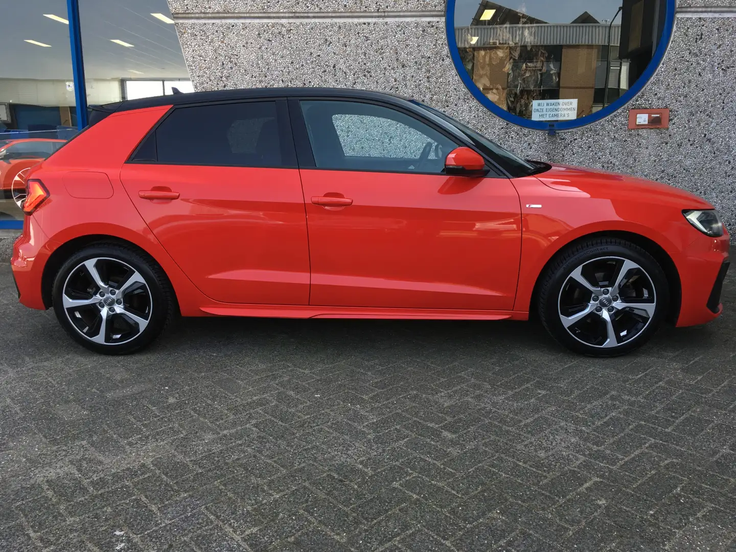 Audi A1 Sportback 35 TFSI 150 pk S-Line Black LED CarPlay Rouge - 2