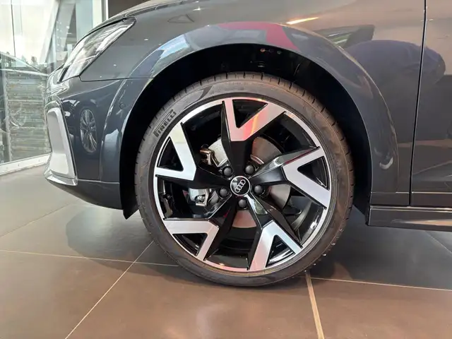 Audi A3 view 6