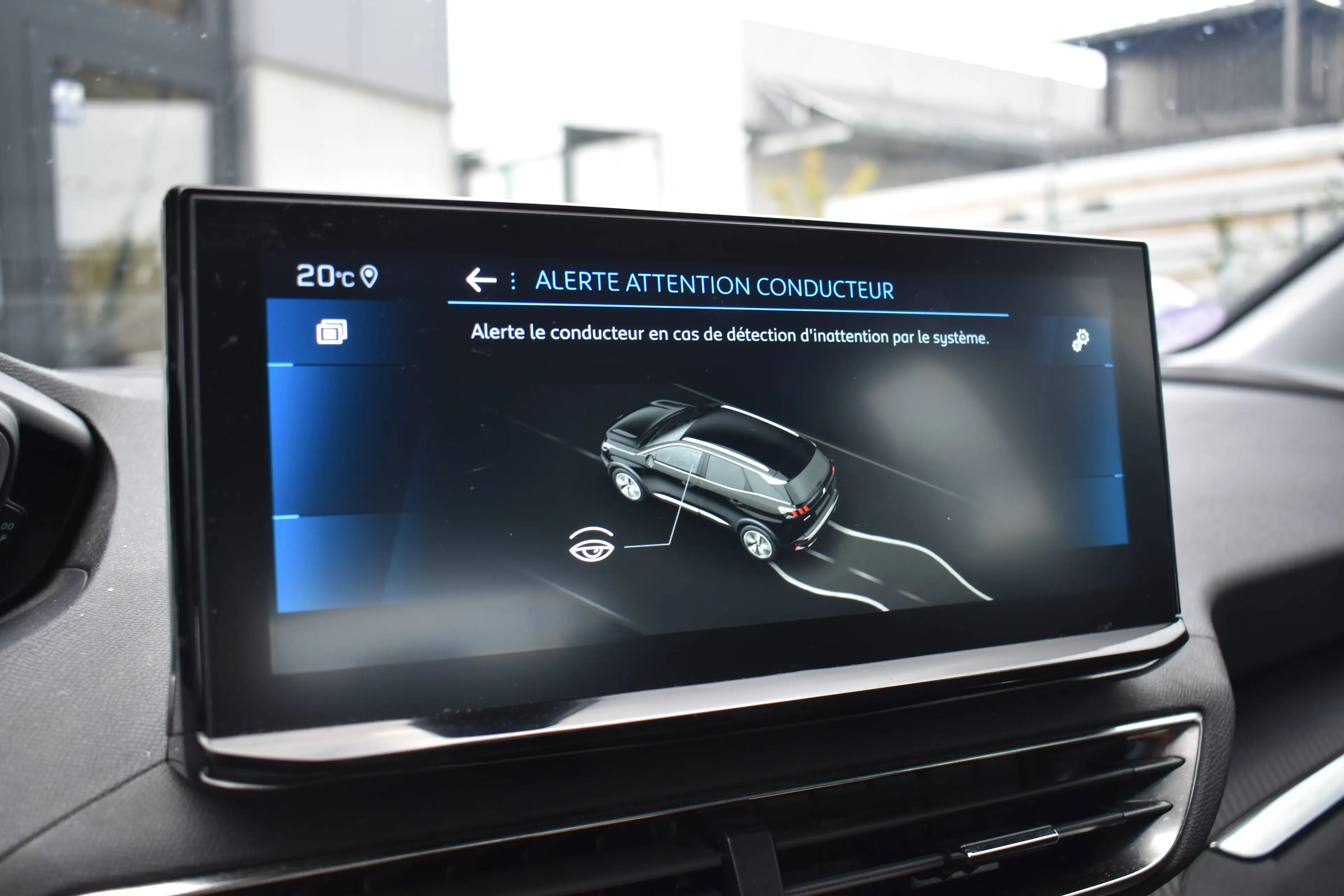 Peugeot 3008 1.2 eat-8 Allure Pack * Navi / Led / Carplay * — photo 10