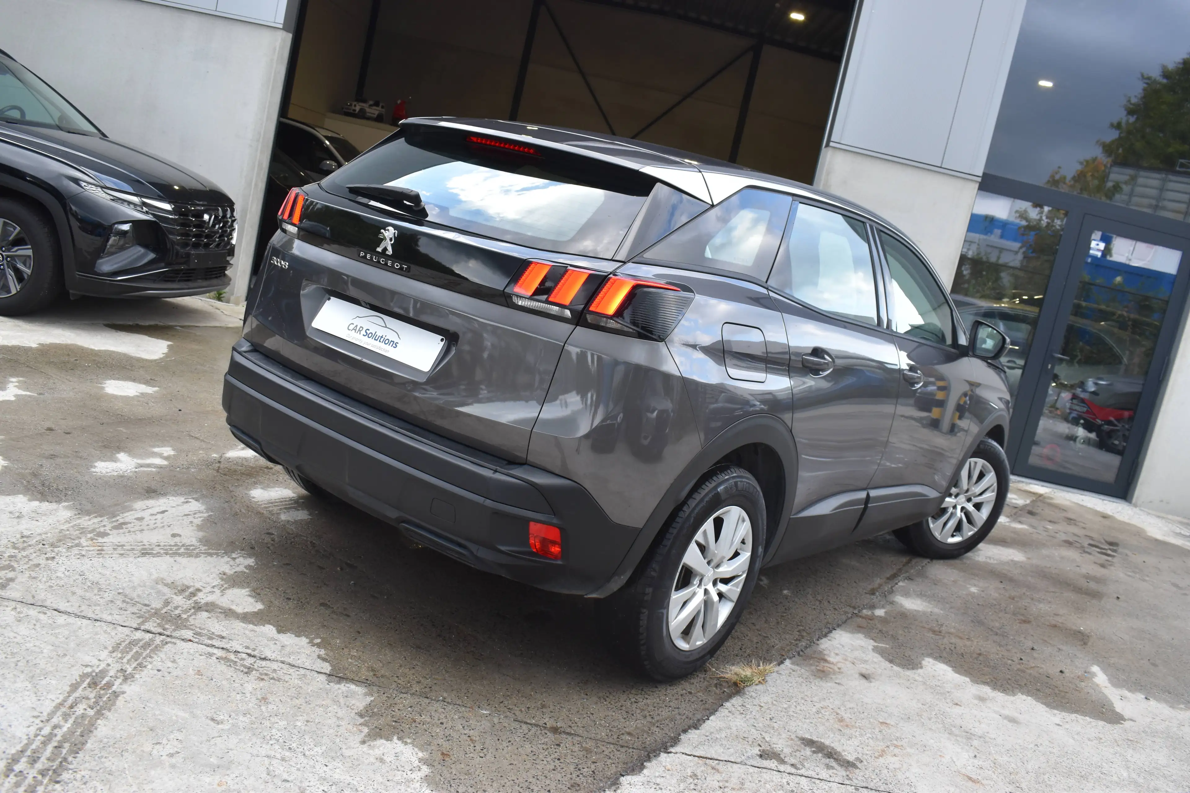 Peugeot 3008 1.2 eat-8 Allure Pack * Navi / Led / Carplay * — photo 3