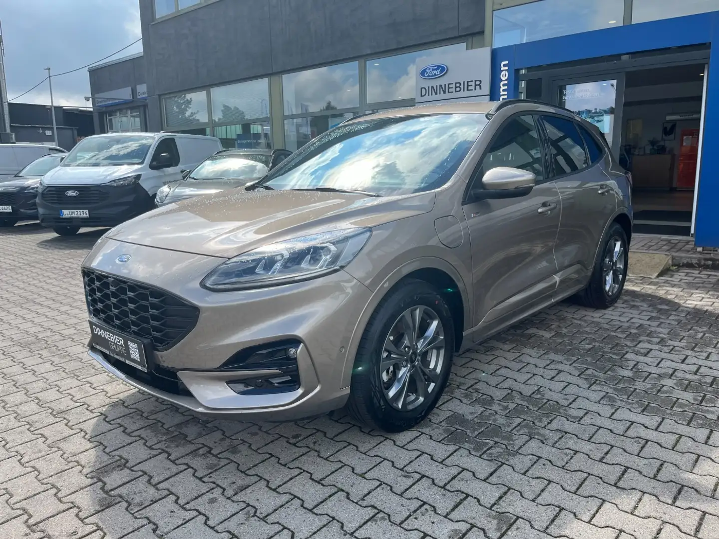 Ford Kuga ST-Line X LED+AHK+Kamera+Winterpaket Silber - 2