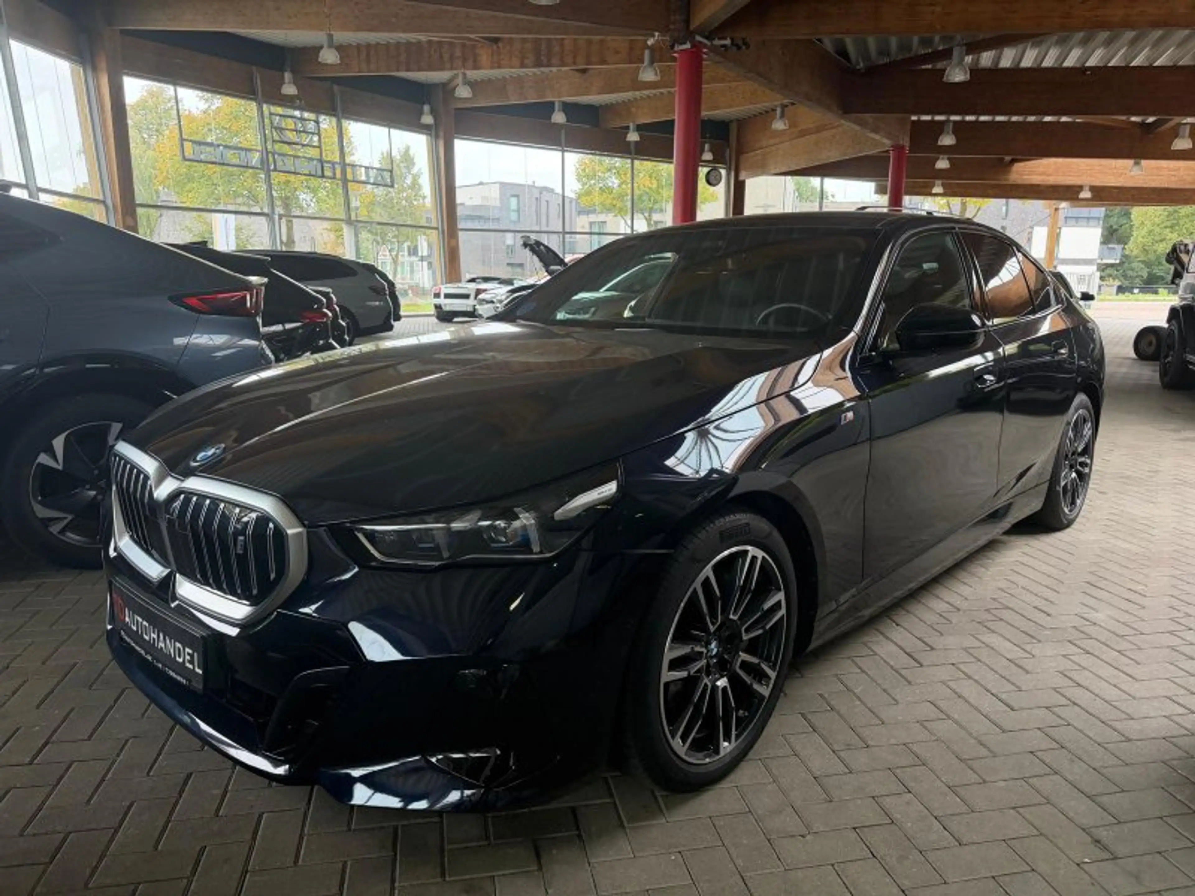 BMW i5 40 eDrive M Sport Panoramadach, 360°, Driving & Pa