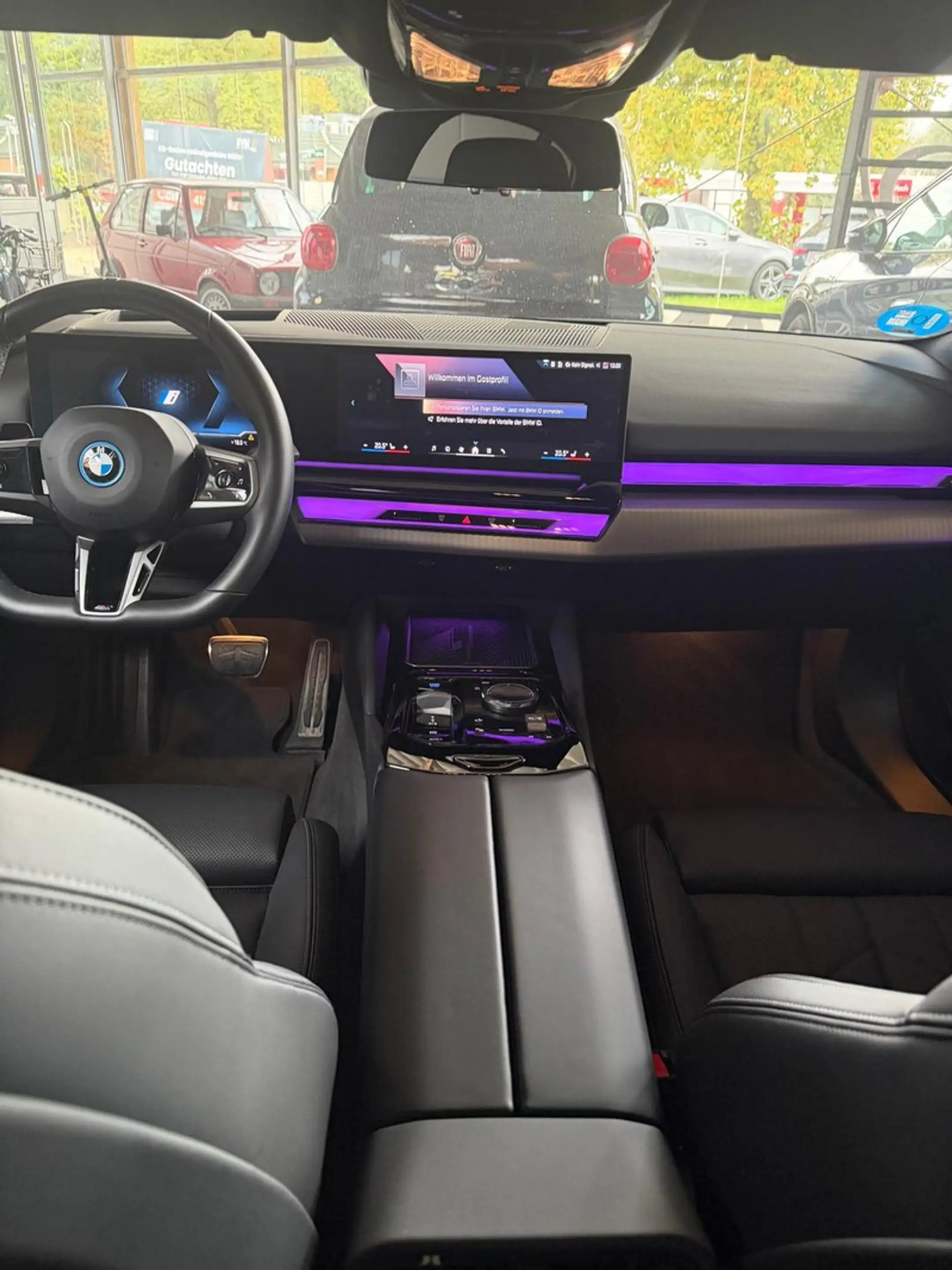 BMW i5 40 eDrive M Sport Panoramadach, 360°, Driving & Pa — photo 12