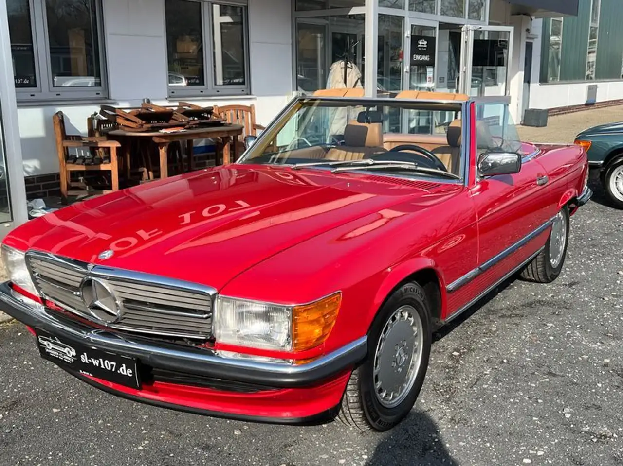 Mercedes-Benz SL 560 Signalrot / Leder Dattel, foto 5