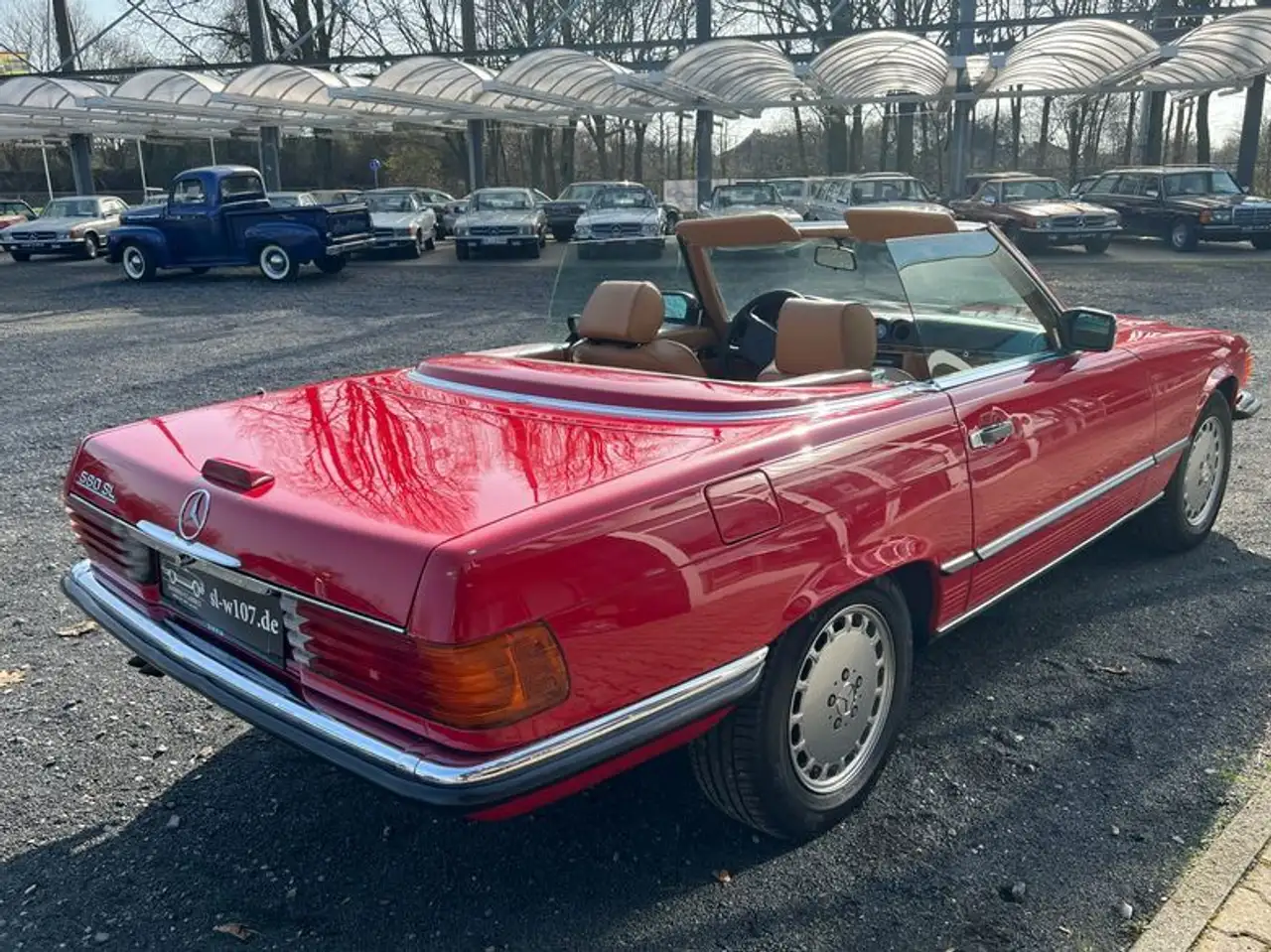 Mercedes-Benz SL 560 Signalrot / Leder Dattel, foto 3