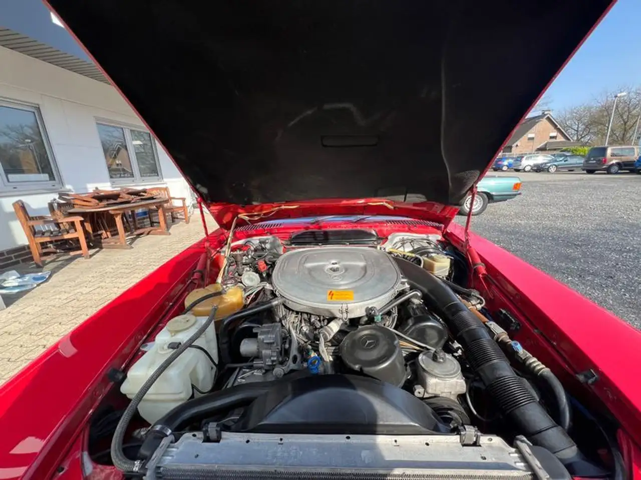 Mercedes-Benz SL 560 Signalrot / Leder Dattel, foto 9