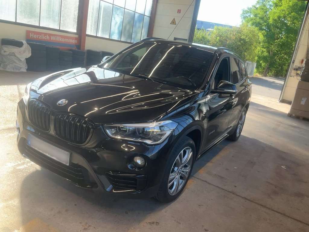 BMW X1 xDrive 20dA - foto 1
