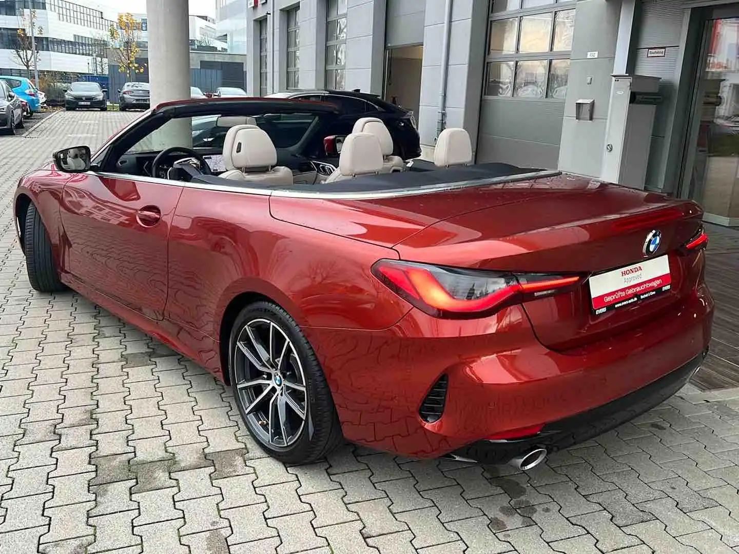 BMW 420 i Cabrio LED Navi Totw. Spur Kamera PDC H/K 18" Orange - 2