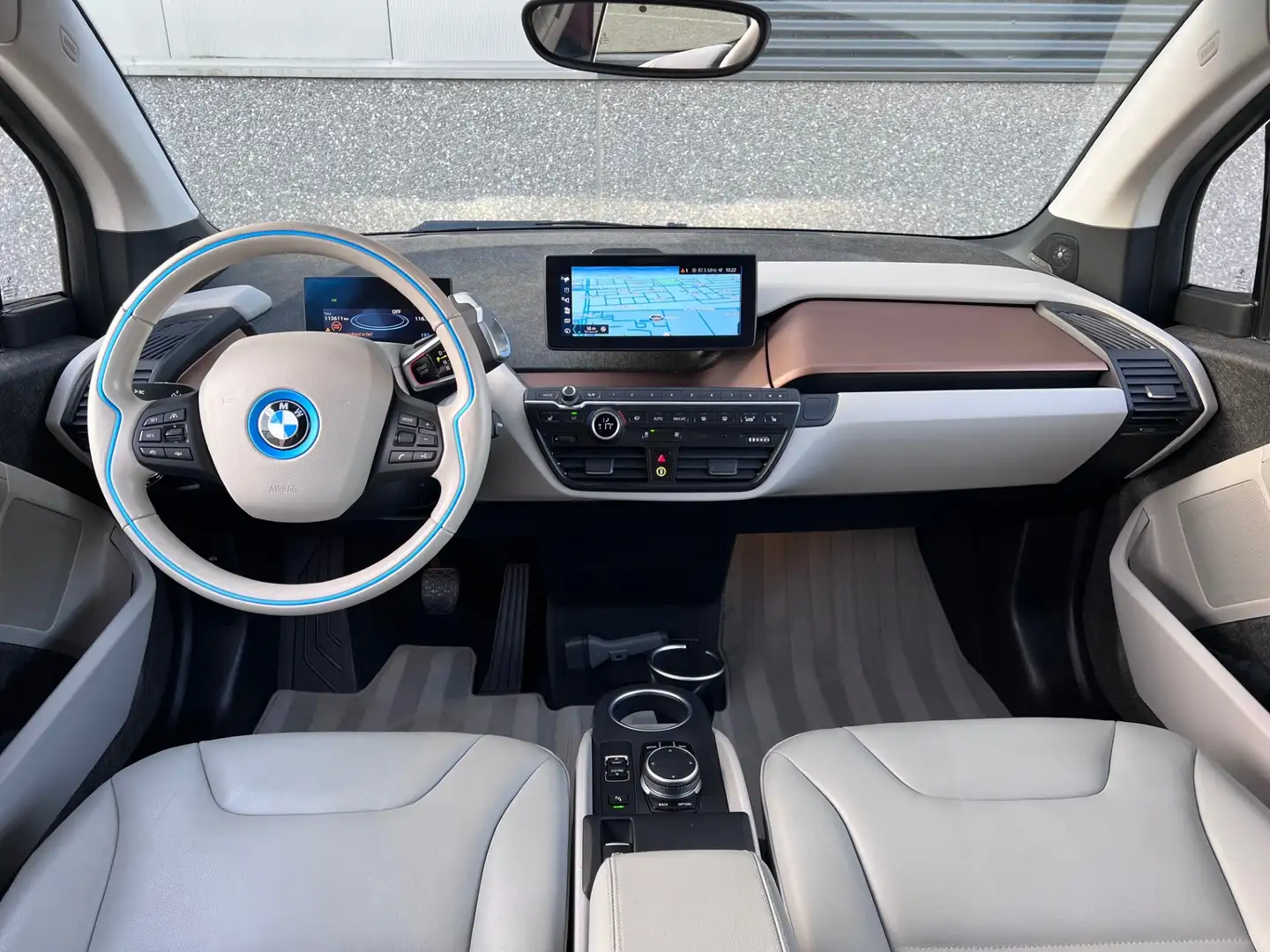 BMW i3 S 184pk Executive 120Ah 42 kWh/*Loft-Edit.*+Leder/ Noir - 2