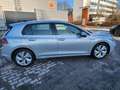 Volkswagen Golf Golf VIII 1.5 eTSI Style OPF DSG KAM NAV Silber - thumbnail 4