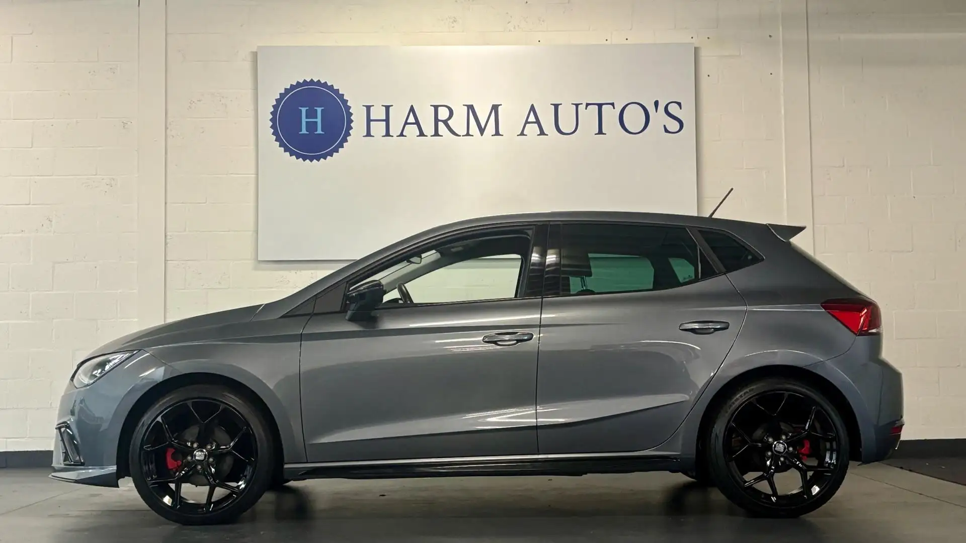 SEAT Ibiza 1.5 TSI EVO FR 150pk Navi / Keyless / LED / Alcant Gris - 2