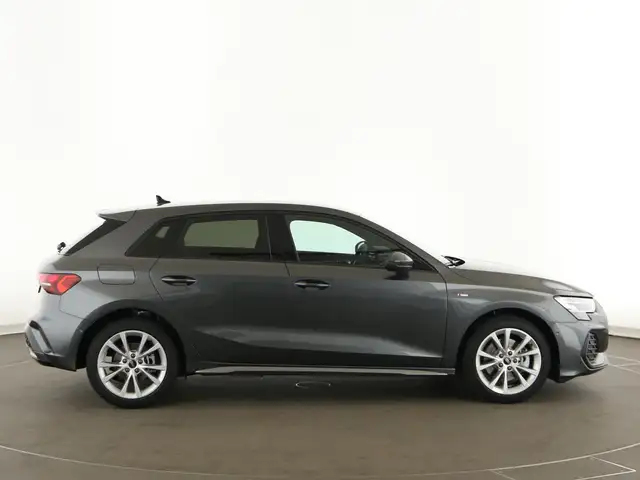 Audi A3 view 8