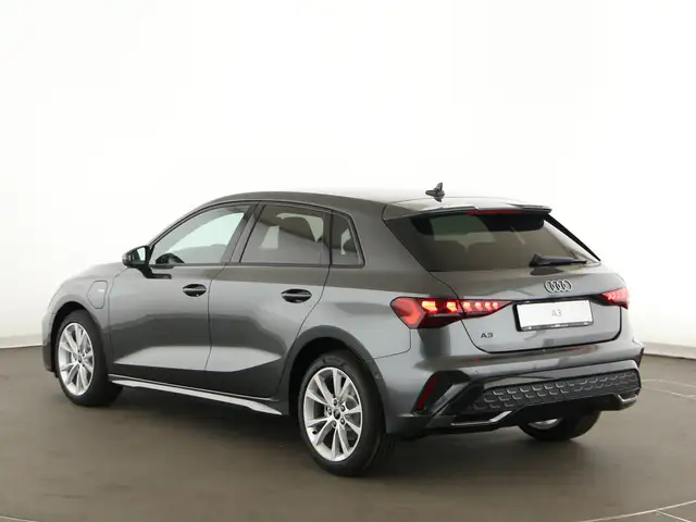 Audi A3 view 5