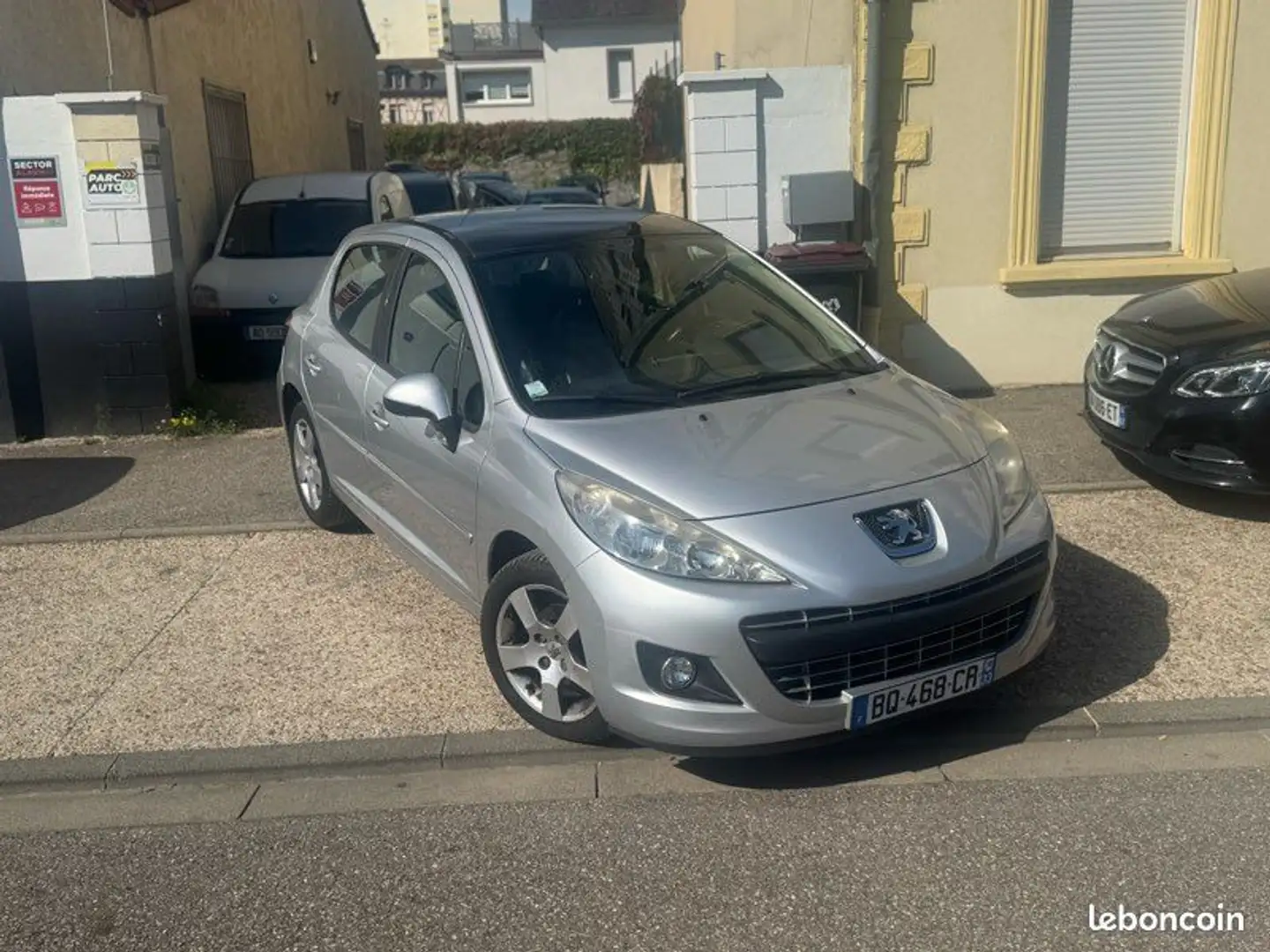 Peugeot 207 1.6 hdi 92 ch féline Gris - 1