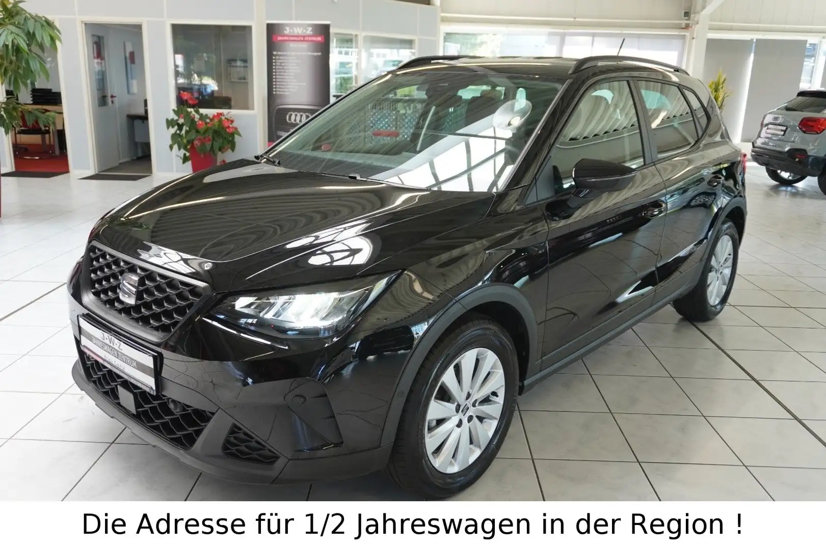 SEAT Arona Move 1.0 TSI DSG*LED*KEYLESS*ALU* Noir - 1