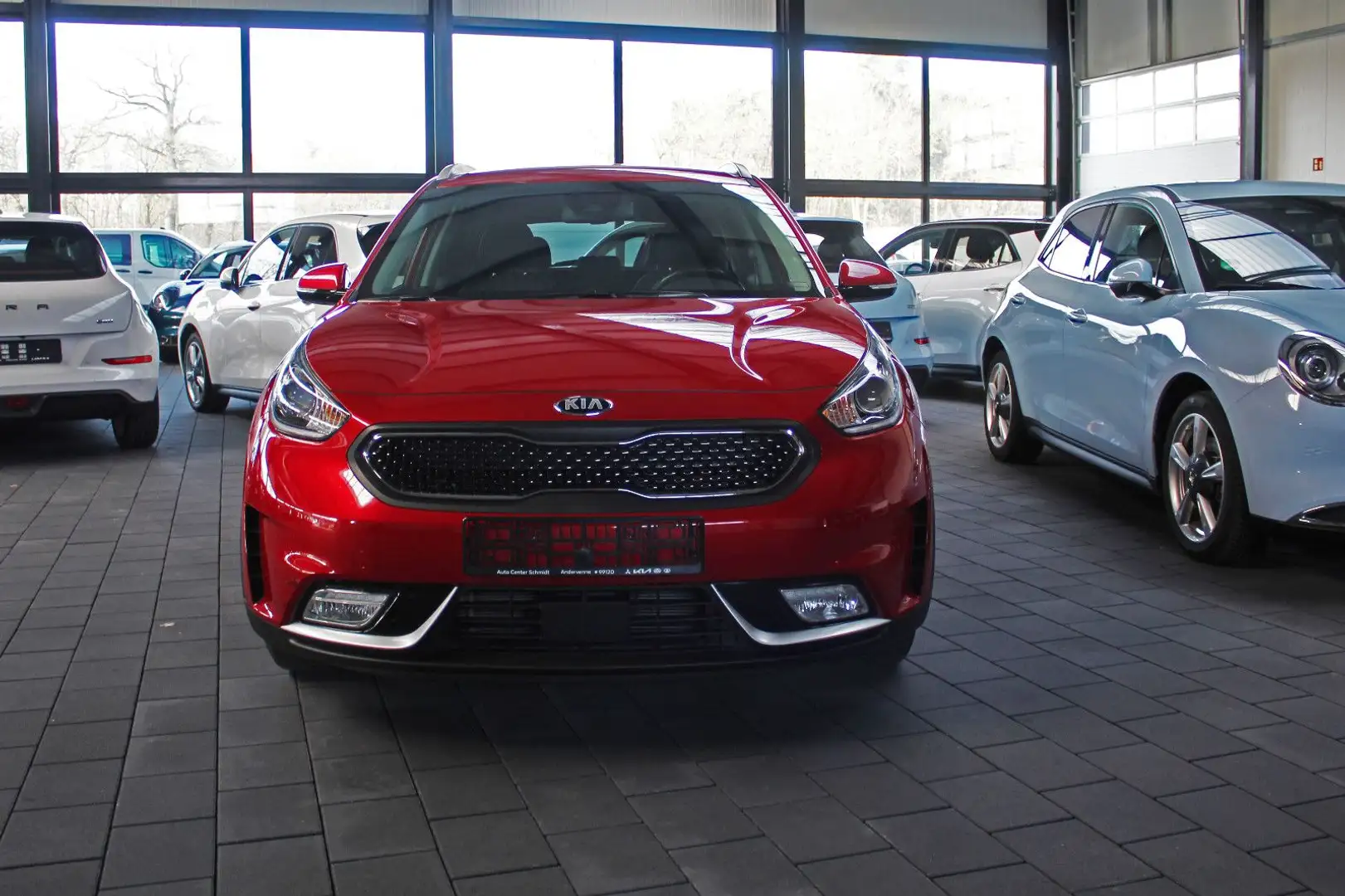 Kia Niro Vision 1.6 Automatik (ADA Paket) Rojo - 2