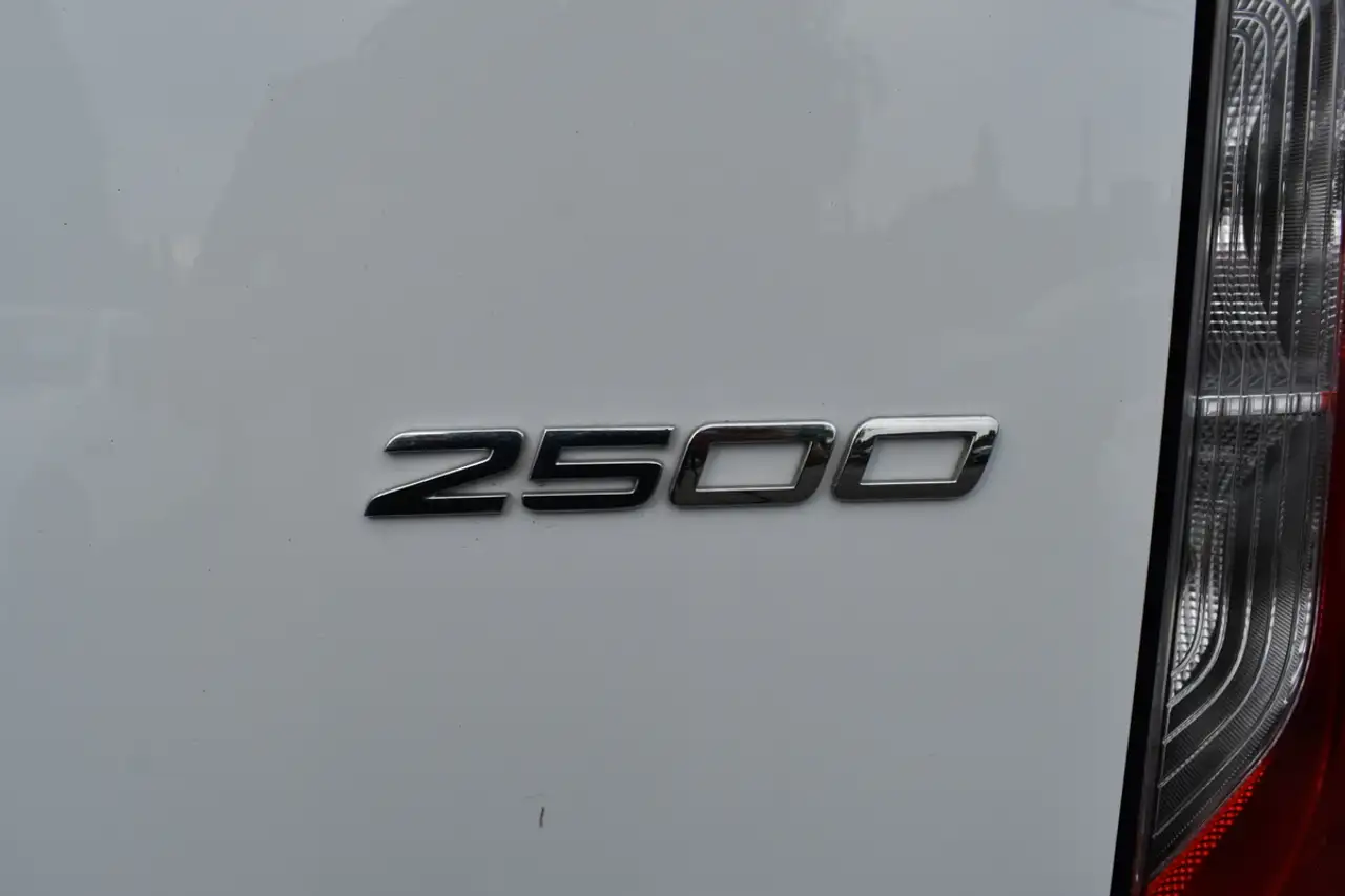 Mercedes-Benz Sprinter снимка Mercedes-Benz Sprinter