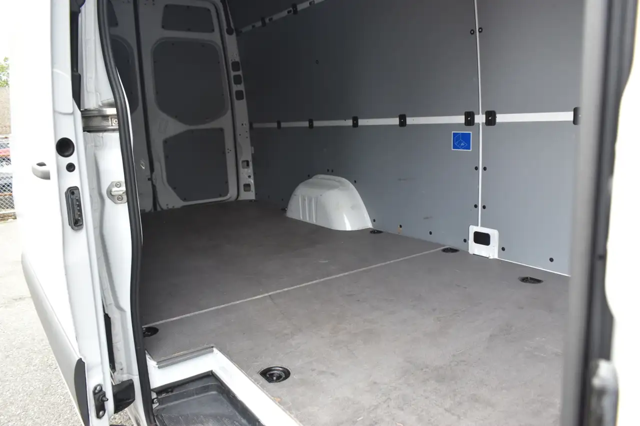 Mercedes-Benz Sprinter снимка Mercedes-Benz Sprinter
