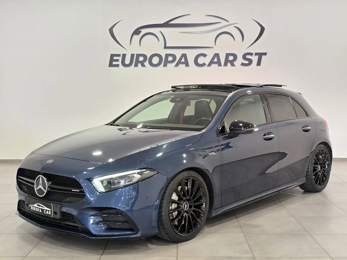 Mercedes-Benz A 35 AMG A 35 4Matic 4p. AMG Niebieski - 1