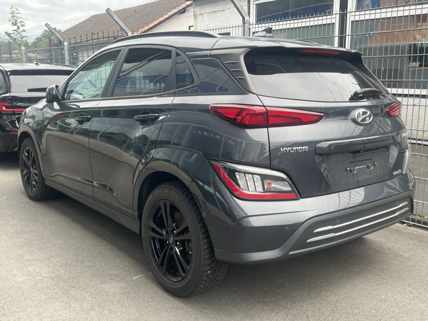 Hyundai KONA dig.Cockpit ACC LED Wärmepumpe R.Cam LED PDC Schwarz - 2
