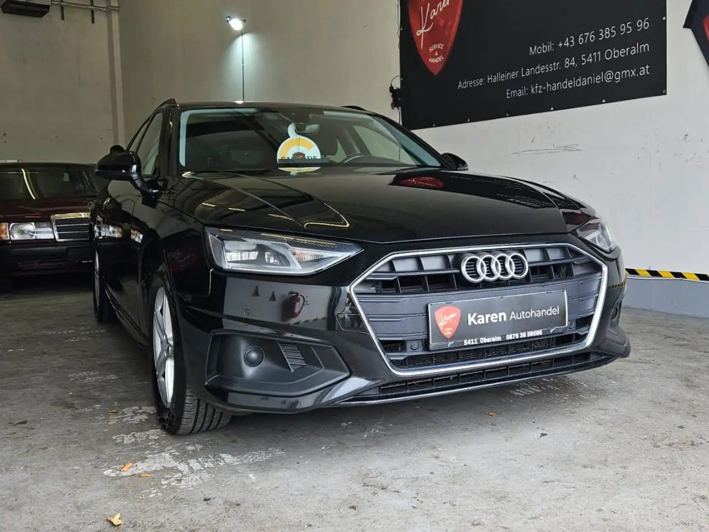 Audi A4 30 TDI basis S-Lein Schwarz - 1