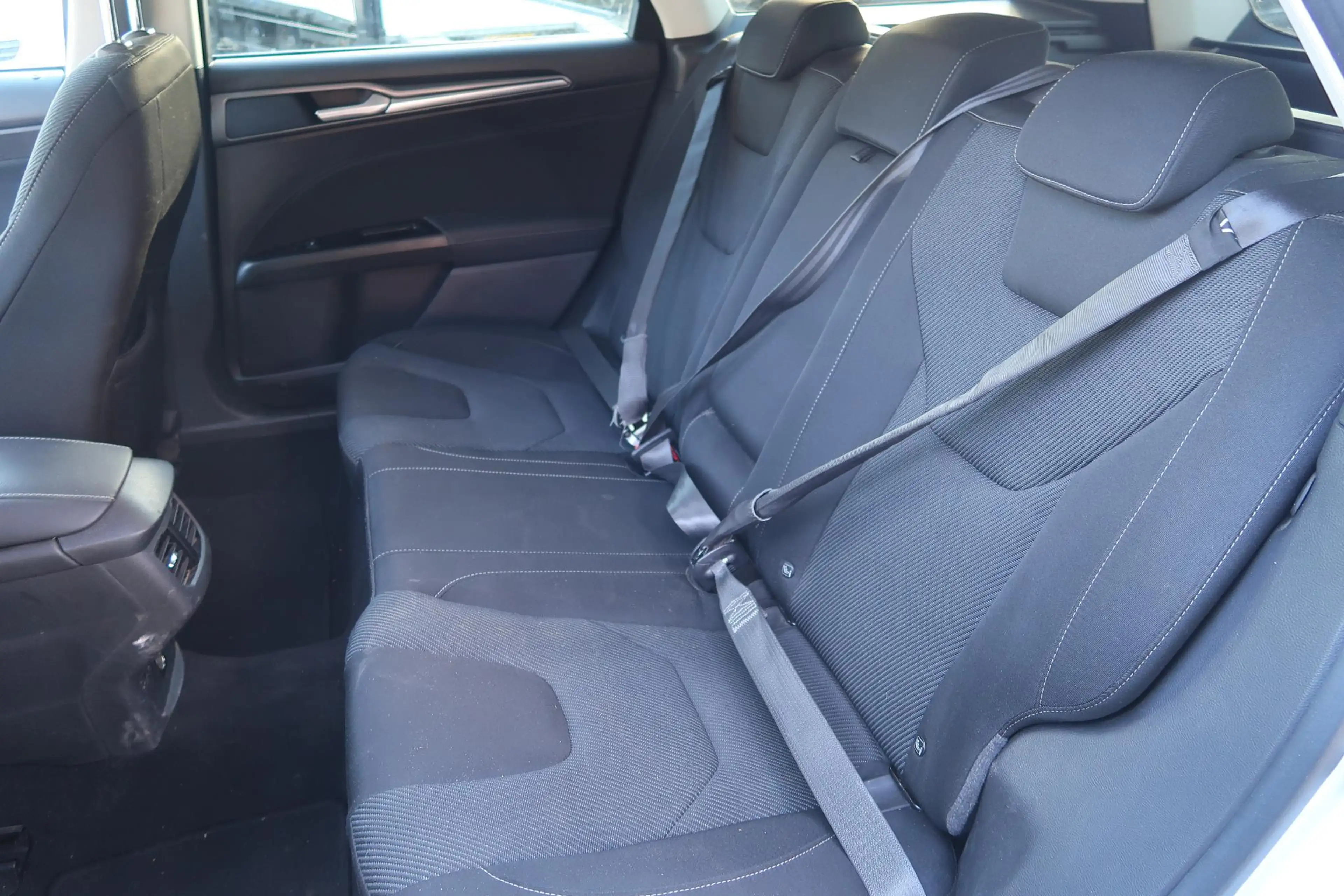 Ford Mondeo Wagon 1.5 TDCi Titanium Lease Edition EXPORT 5000. — photo 10