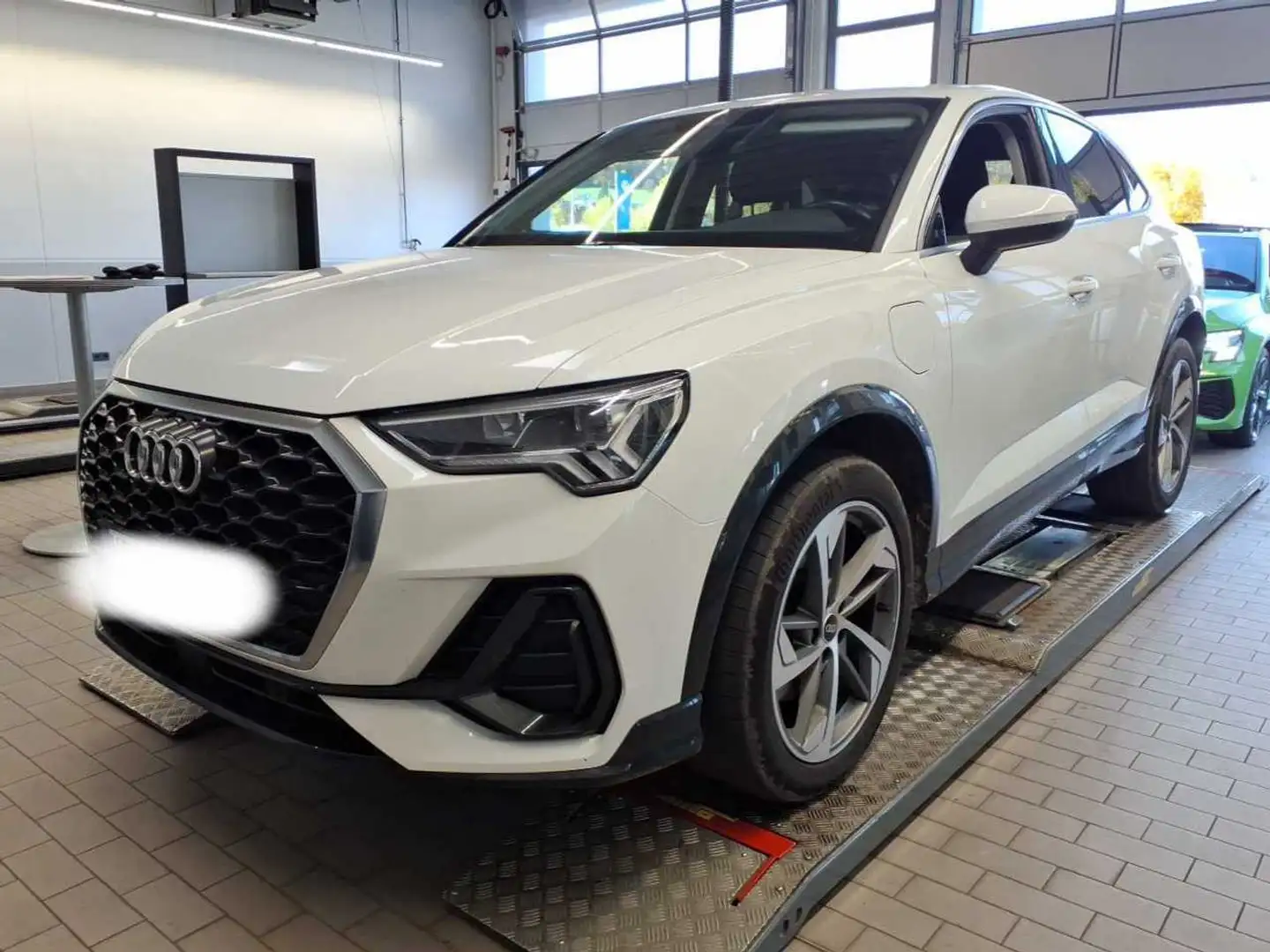 Audi Q3 45 TFSI e S-tronic +AHK+LED+KAMERA+ Weiß - 2
