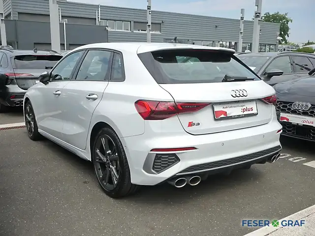 Audi S3 view 3