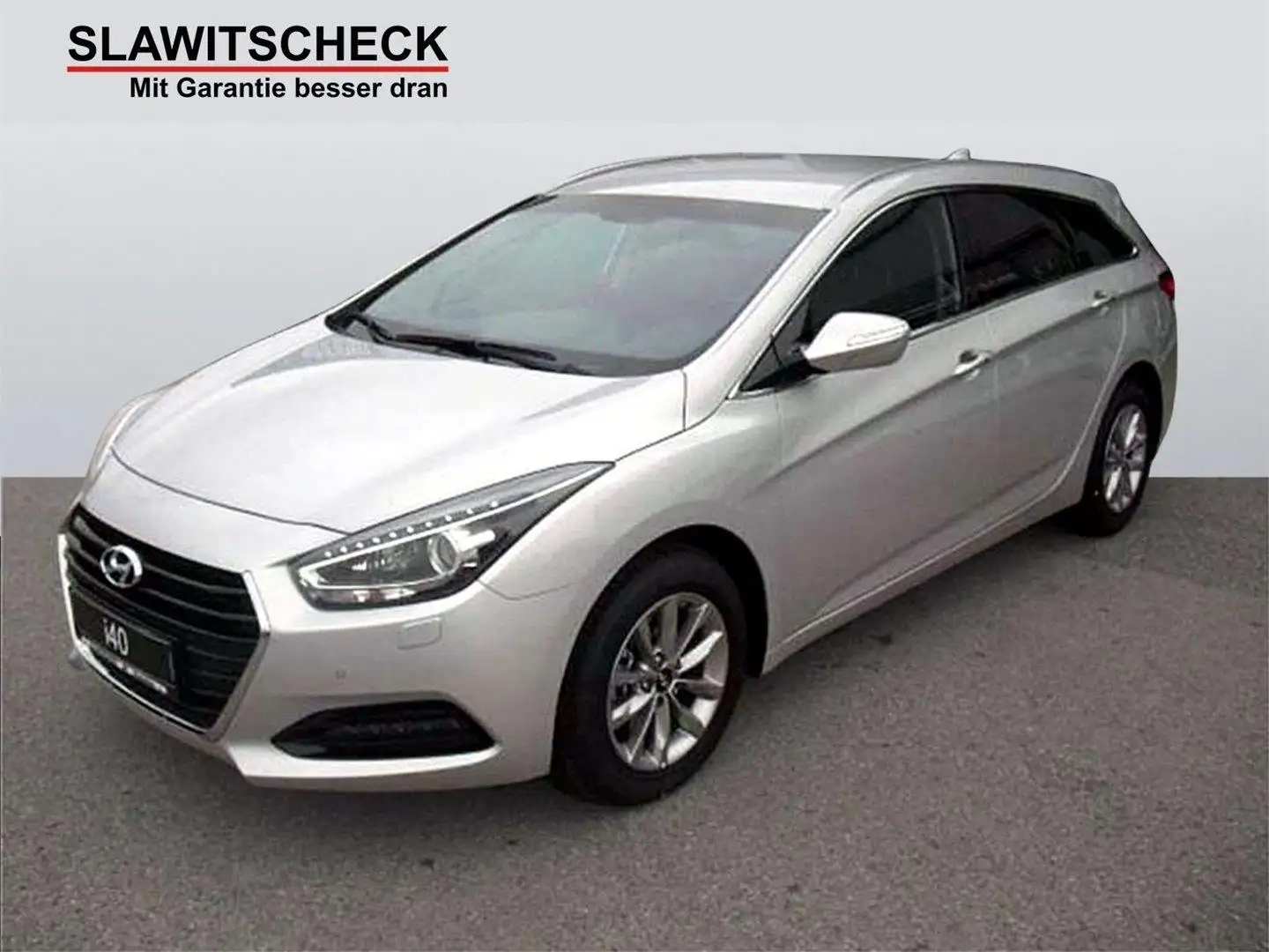 Hyundai i40 CW  Premium 1,7 CRDi DCT Plateado - 1