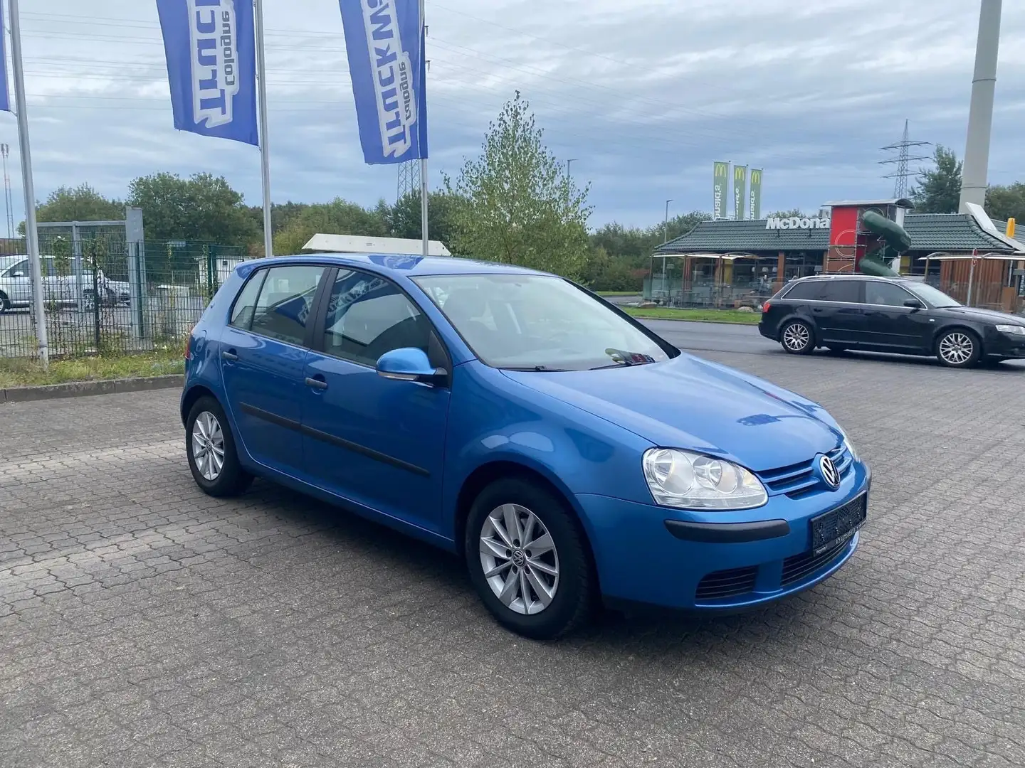 Volkswagen Golf V Lim. Trendline - WENIG KM - Blau - 2