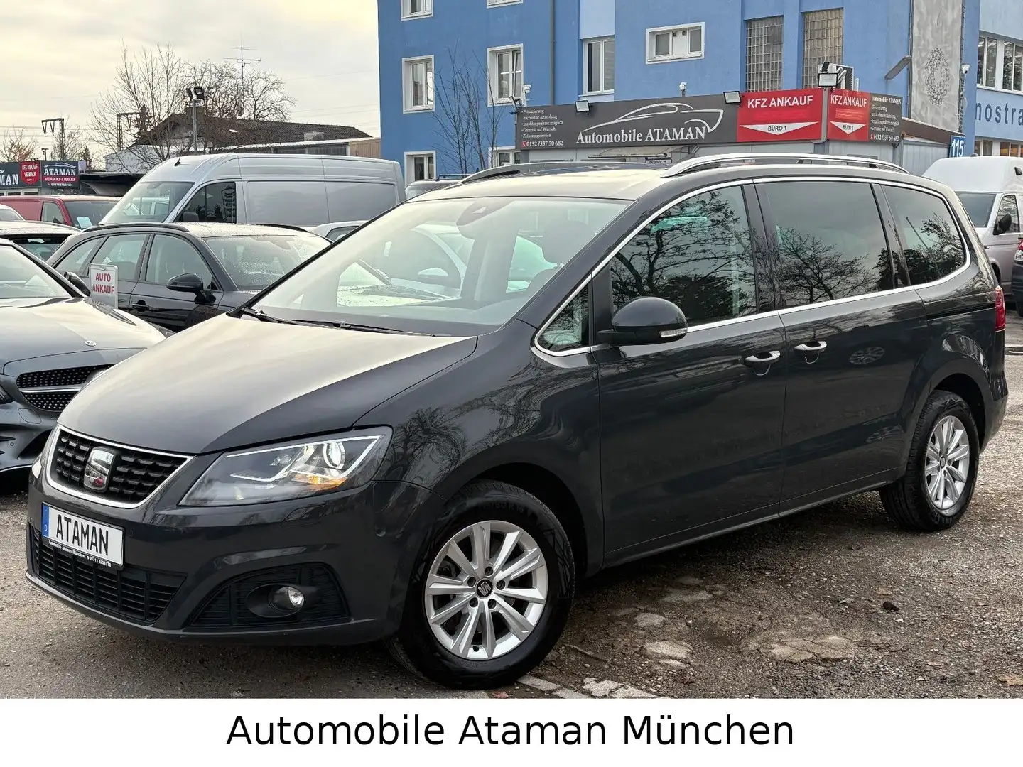 SEAT Alhambra 1.4 TFSI Style, Navi, Xenon, Pano, 7-Si Grau - 2
